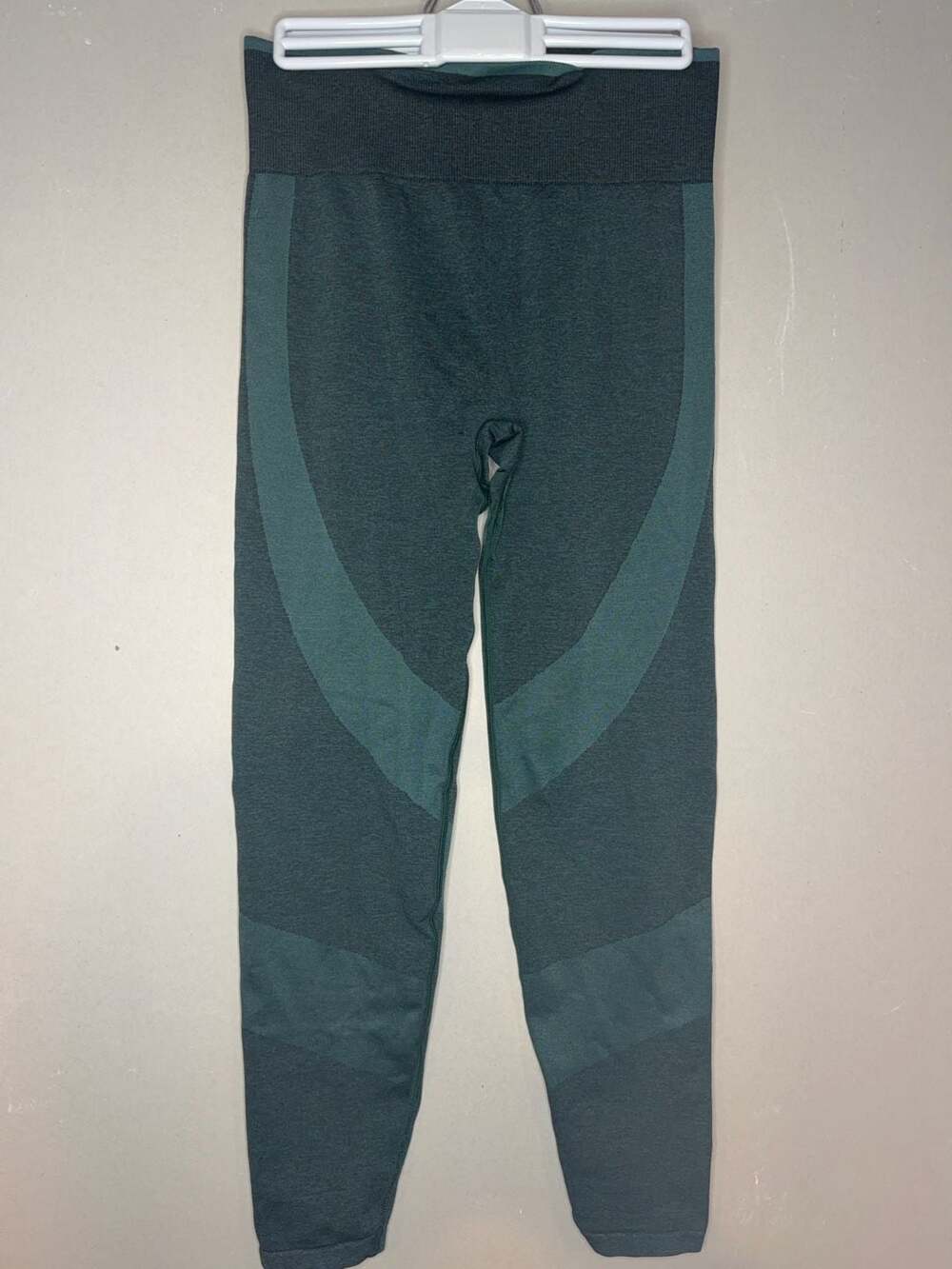 PINK Victoria's Secret Seamless Workout Leggings Green